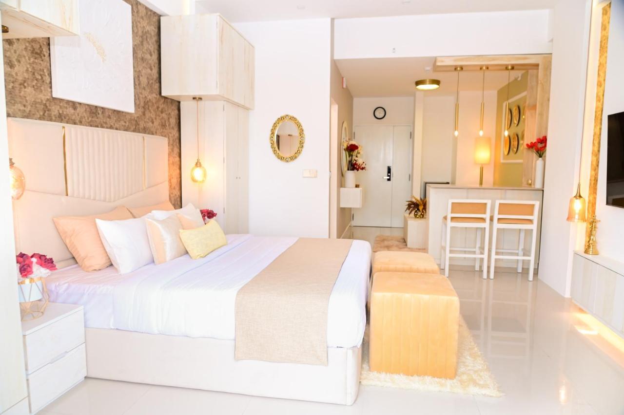Ocean Breeze - Udaya Luxury Apartments Negombo Zewnętrze zdjęcie