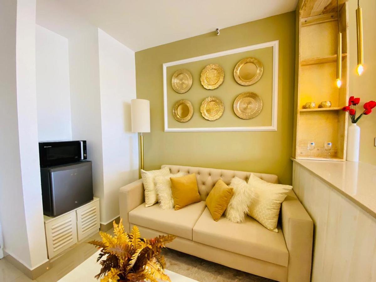 Ocean Breeze - Udaya Luxury Apartments Negombo Zewnętrze zdjęcie
