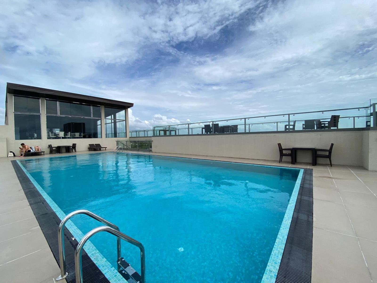 Ocean Breeze - Udaya Luxury Apartments Negombo Zewnętrze zdjęcie