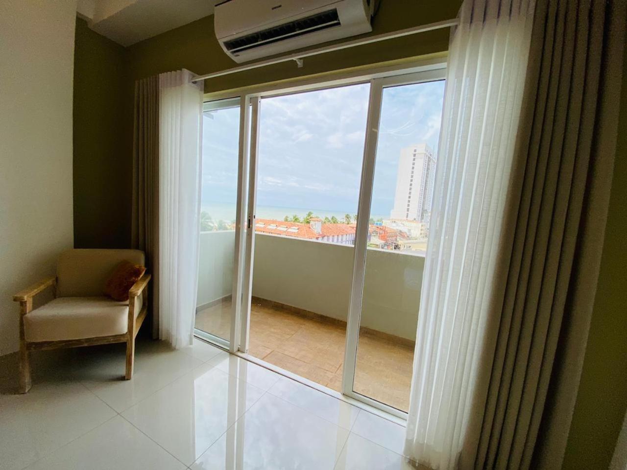 Ocean Breeze - Udaya Luxury Apartments Negombo Zewnętrze zdjęcie