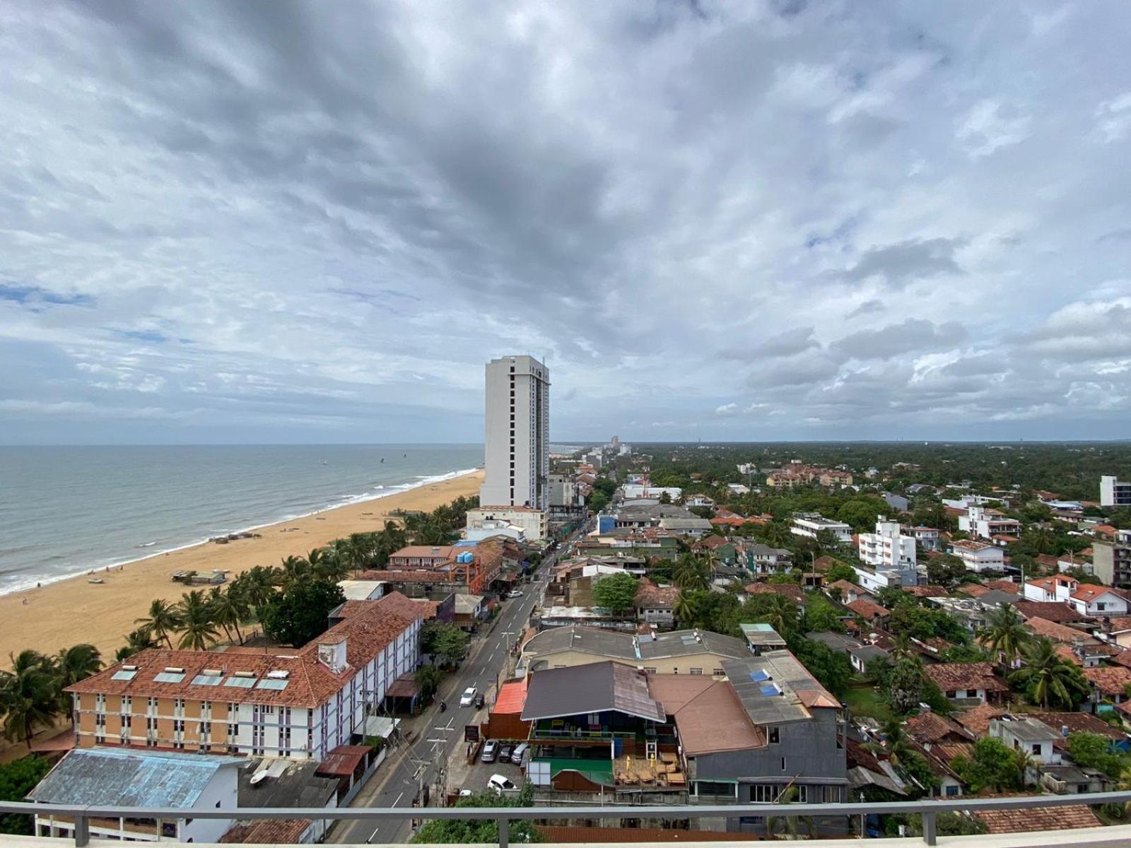 Ocean Breeze - Udaya Luxury Apartments Negombo Zewnętrze zdjęcie