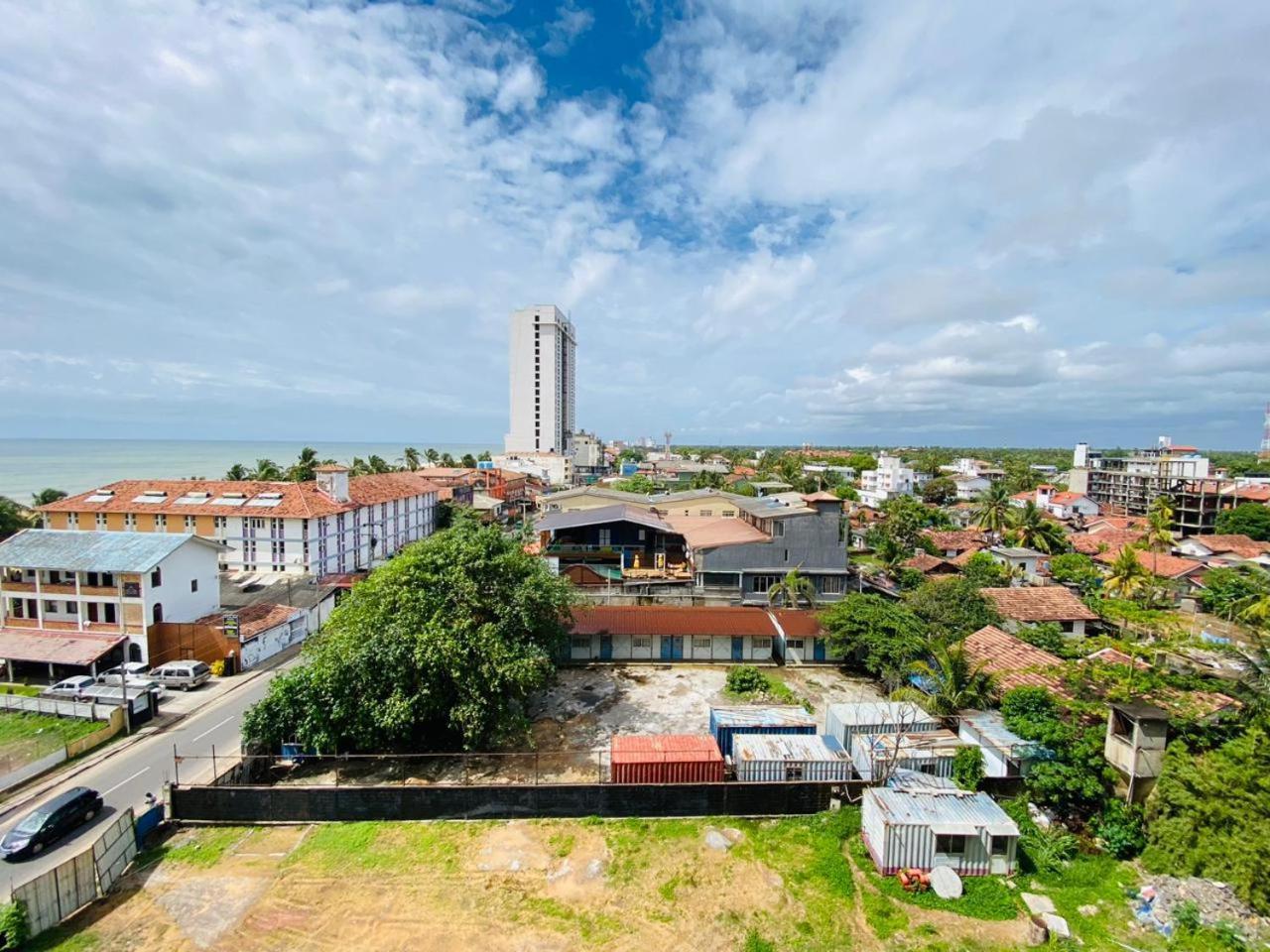 Ocean Breeze - Udaya Luxury Apartments Negombo Zewnętrze zdjęcie